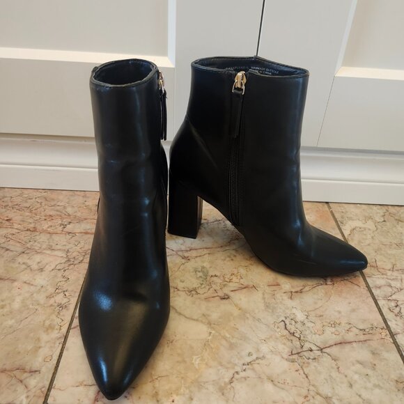 Madden Girl - Izzy Black - Picture 4 of 5